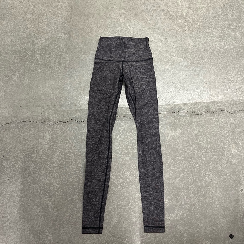 Super soft Lululemon leggings size 4